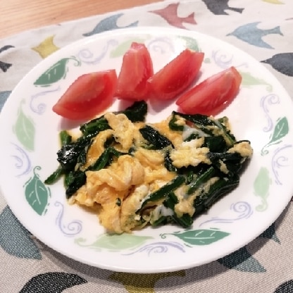 お昼の一品に作ったので半熟気味です～さっとできて、めんつゆだけで味が決まっていいですね♪おいしかったです☆